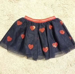 2t full navy tulle skirt w/ red heart sequins